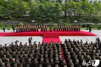 '빨치산 창건일' 92주년 기념해 '김일성군사대' 방문한 北김정은