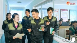 북한, 선진영농방법 도입 촉구…과학농사 담당자 주인공 되어야