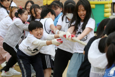하나! 둘! 힘을 모아!