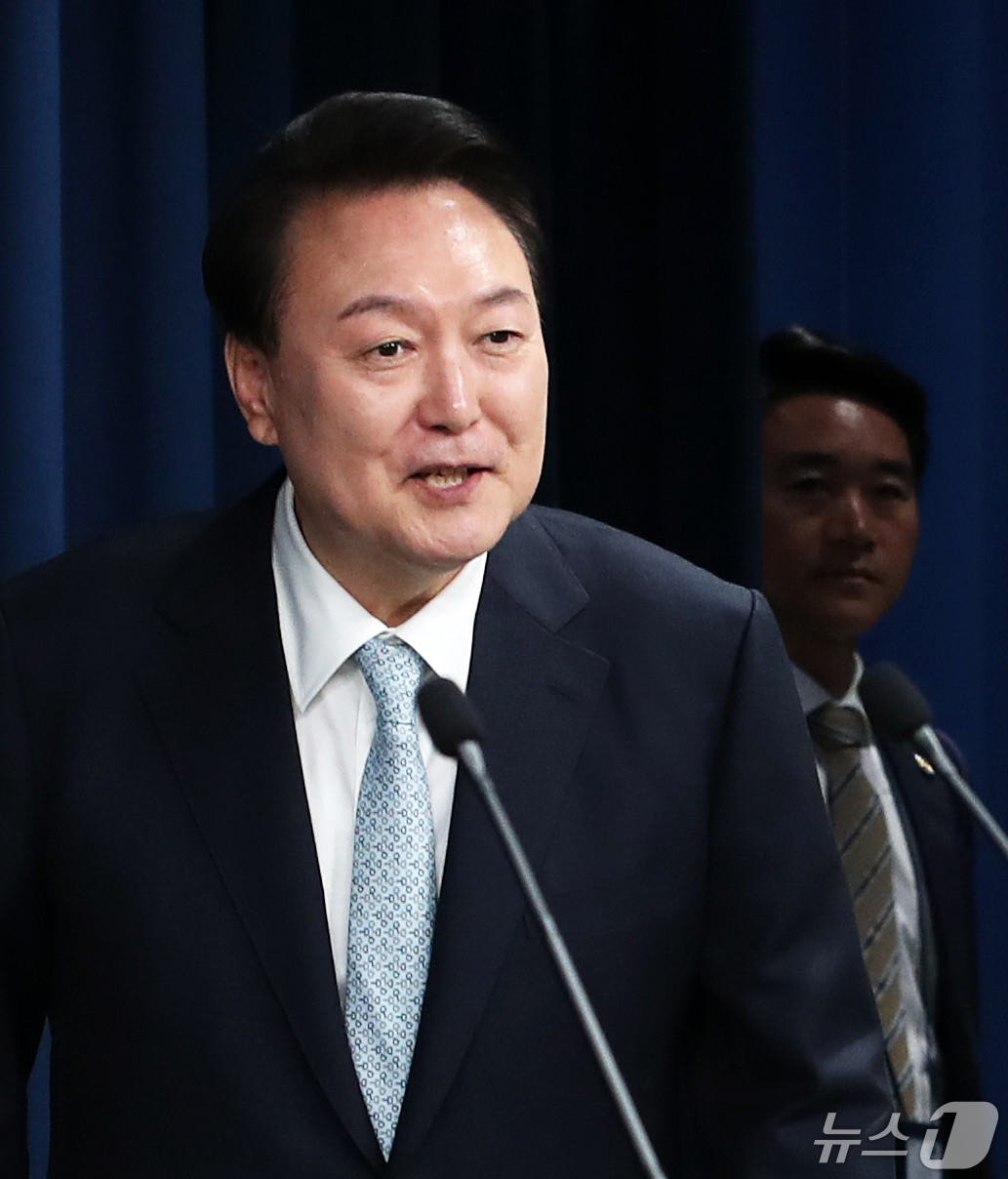 경찰, 김주현 대통령실 민정수석 내란 혐의 추가 입건…12·3 비상계엄 사태 수사 확대