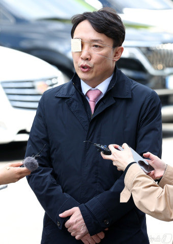 탄핵 심판 첫 변론기일 앞둔 이정섭 검사