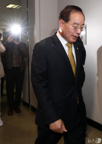 하윤수 부산시교육감, 1심과 같은 당선무효형 선고