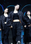 지우, 다 비켜!