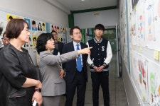 신창중학교 방문한 조희연 교육감