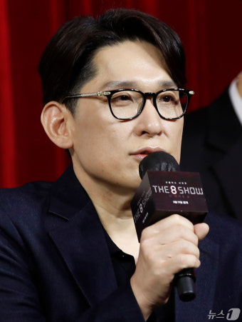 '더 에이트쇼' 연출한 한재림 감독