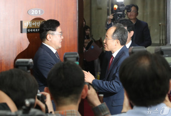 추경호·박찬대 '첫 인사'