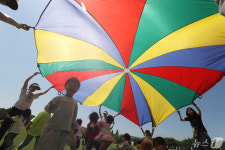 놀이터로 변신한 골프장