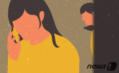 쌍욕하고 두들겨 패던 친언니가 결혼한답니다…안 가도 되나요?