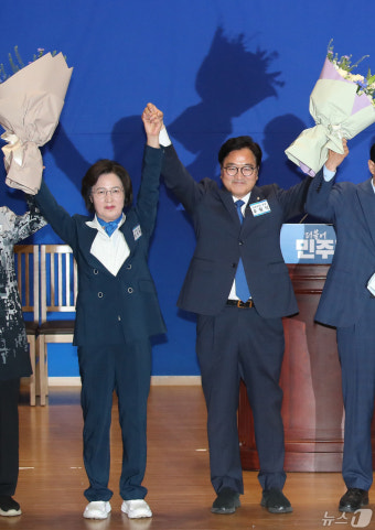 우원식, 추미애 꺾고 국회의장 후보 '이변'