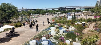 뚝섬 한강공원, 20만㎡ 정원 됐다…맨발 황톳길까지(종합)