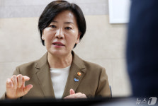 [개 식용 종식]②송미령 농림장관 개 사육농장 맞춤형 전업 컨설팅 제공