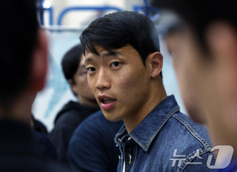'코리안 가이' 황희찬, 귀국 인터뷰