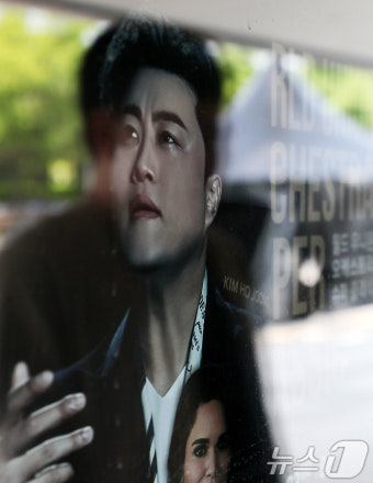 '음주 뺑소니' 혐의 김호중, 구속영장 신청에도 공연 강행한다