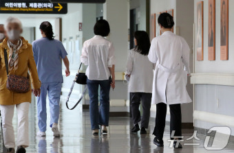 [속보] 27년 만의 의대 증원 확정…대학별 전형계획 의결