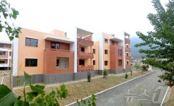 북한 사리원시 문현농장 새 살림집 완공…사회주의 문화 농촌 변모