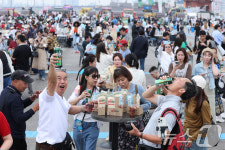 닭강정과 맥주의 조합