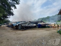 용인 처인구 돈사서 화재…돼지 3000마리 소사 추정(종합)