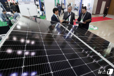 태양광株 연일 급등세…HD현대에너지솔루션 장초반 9%↑[핫종목]