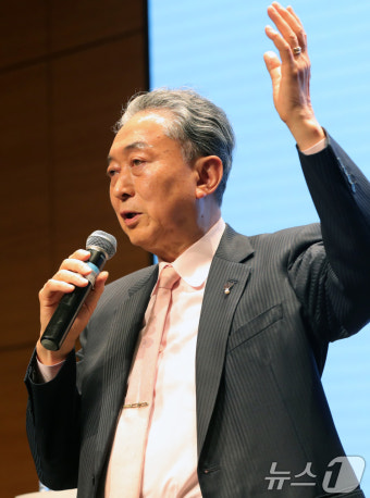 전주대 찾아 특강 펼쳐는 하토야마 유키오 전 총리