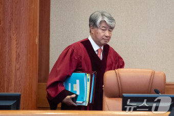 이정섭 검사 탄핵 2차 변론 들어서는 이종석 헌재소장