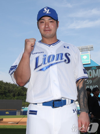 삼성 유니폼 입은 박병호