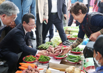 김영록 지사, 순천 웃장 방문