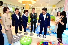 남원시육아종합지원센터 ‘자람뜰’ 개관…“아이 낳고 키우기 좋은 남원”