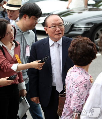 헌재, ‘유우성 보복기소’ 안동완 검사 탄핵 기각