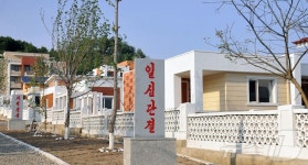 북한 고창남새농장 새 살림집 완공…새로운 사회주의 농촌 문명