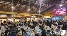 ‘식지 않는 인기’…예산상설시장 최근 5개월 200만명 찾아왔다