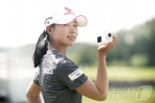 KLPGA 장타자 황유민, 거리측정기 브랜드 R2G와 후원계약