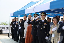 동해해경청, 현충일 맞아 충혼탑 참배…‘해양경찰충혼로’ 제막식도