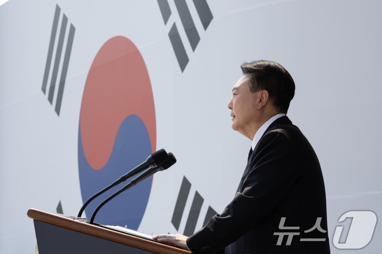 이재명 대통령, 현충일 추념식에서 특별한 희생에 특별한 보상을 강조