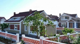 北 평양 장교농장 새집들이…농촌진흥 속도