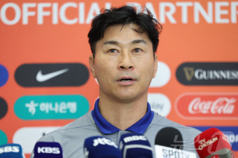 '싱가포르전 대승' 김도훈 감독, 중국전 각오는?