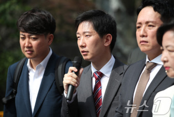 박정훈 대령 5차 공판 앞두고 발언하는 김규현 변호사