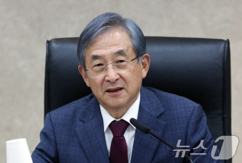 권오곤 위원장, 사법정책자문위원회 1차 회의 주재