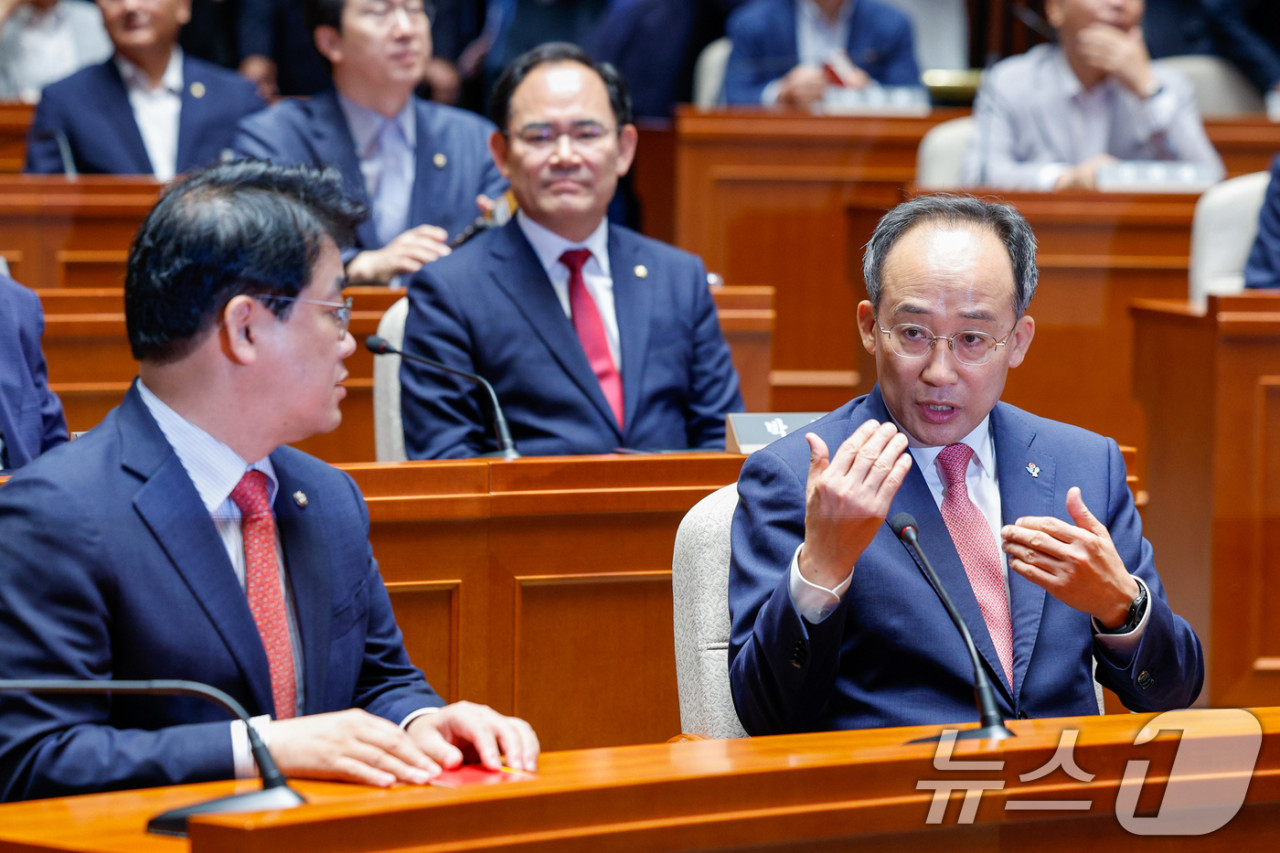 추경호 원내대표, 사퇴 의사 변함없다...신임 원내대표 선출 절차 빠르게 진행 
