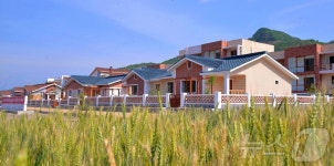 북한 길주군에 새로 들어선 살림집…꽃피는 인민생활