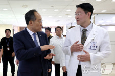 추경호 원내대표, 보라매병원 방문