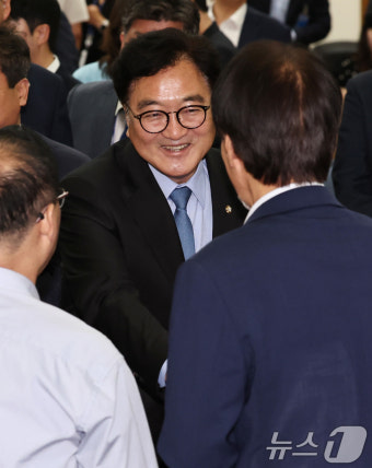 국회지역균형발점포럼 참석한 우원식 국회의장
