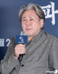 한국판 '인턴' 주인공은 최민식? 제작사 측 