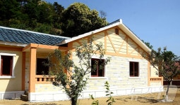 북한, 전원회의 앞두고 살림집 건설 대대적 선전…각지서 입사모임