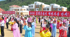 노동신문, 월령농장·송사농장 입사모임 보도…사회주의 농촌 풍경