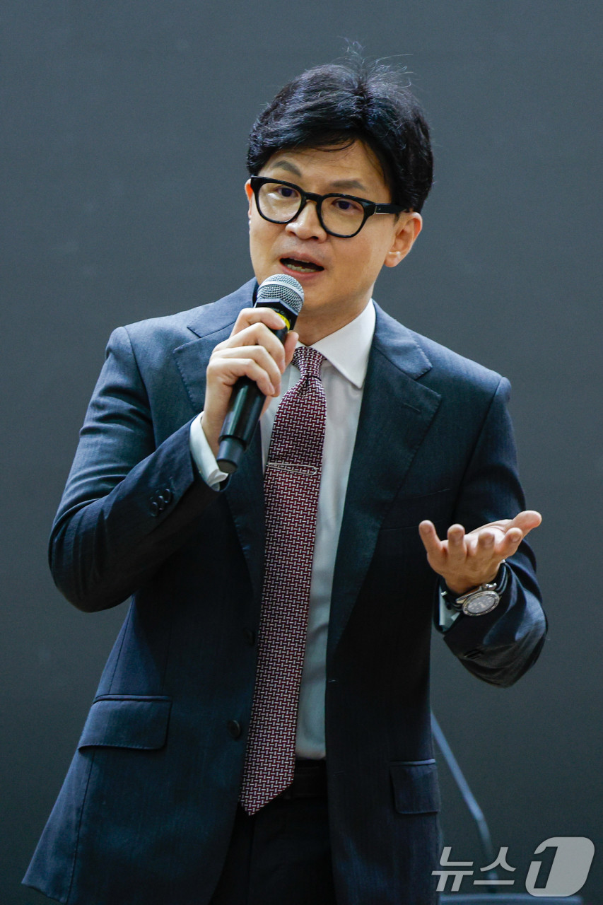 한동훈 어떤 후보 당선되든 한미동맹 강화 강조, 국내외 안보 대비 강조