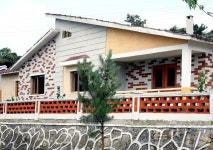 북한 박천군 봉린농장 새살림집 입사모임…세상에 부러움 없는 만복