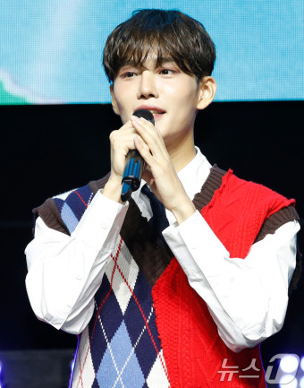 승훈, CIX에서 비디유로 데뷔