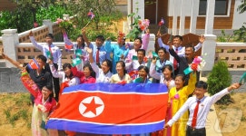 북한 벽성군에 수백 세대 새 살림집…국책이 펼친 경사로운 화폭