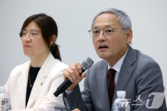 유인촌 장관, 파리올림픽 앞두고 체육 분야 간담회
