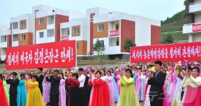 北 곡산군 문양농장에 새집들이…절세위인들의 은덕
